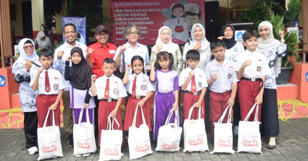 300 Siswa Dapatkan Bantuan Pendidikan, PMI Kota Tangerang Harapkan Siswa Giat&nbsp;Sekolah
