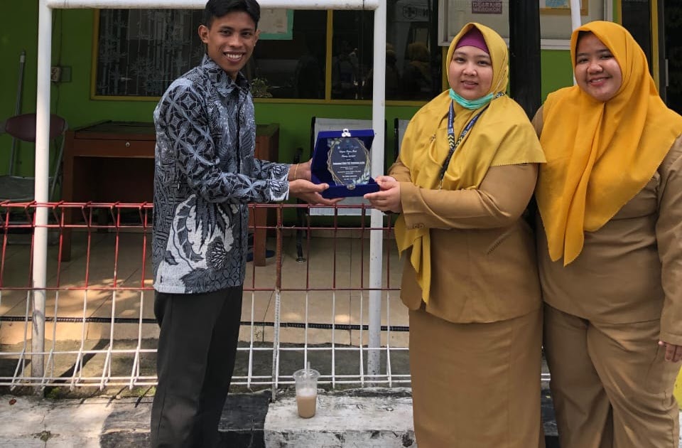 Kelompok IV PMM Uhamka Berikan Edukasi Pencegahan Diabetes dan Asam Urat di Pulau Pari