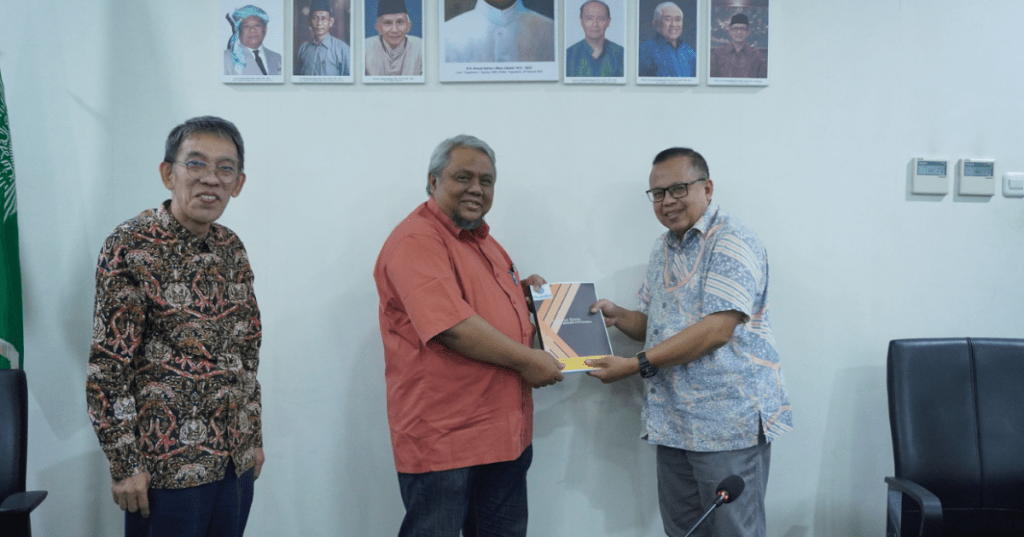 Bangun Usaha Bisnis Berkemajuan, Uhamka Amanahkan Pengelolaan Bengkel AHASS ke BPB Uhamka